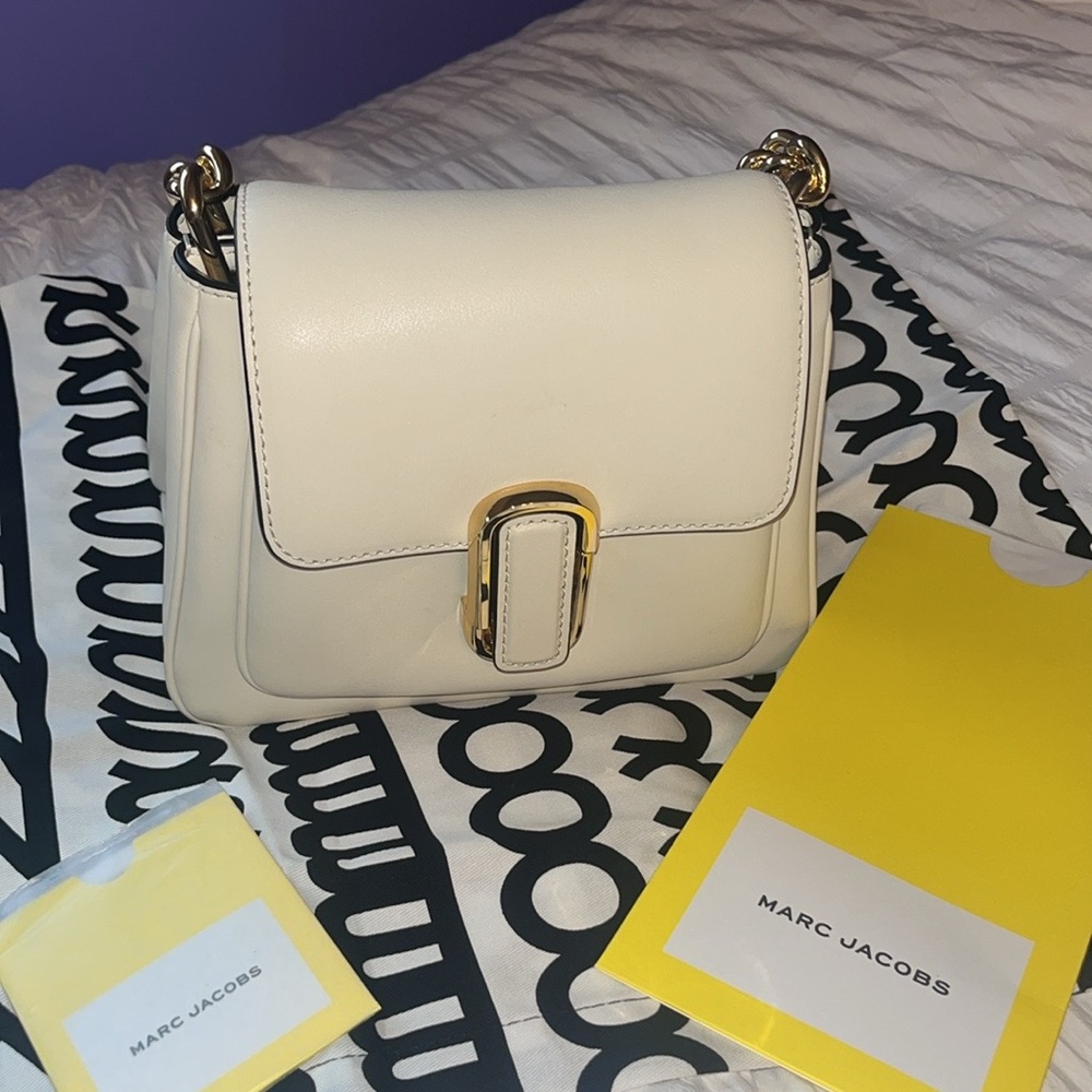 The J MARC CHAIN MINI SATCHEL